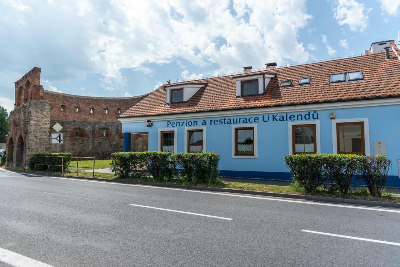 Penzion A Restaurace U Kalendu Strážnice Exterior foto